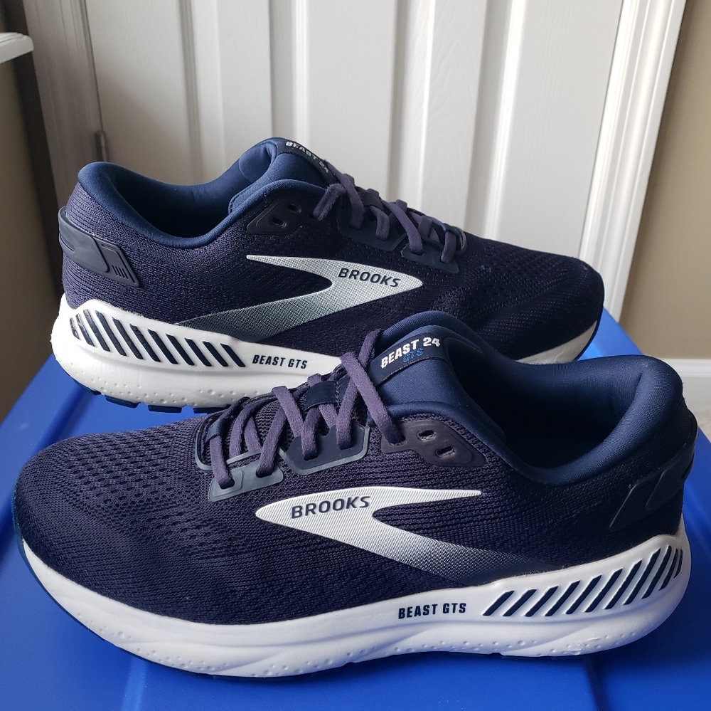 Brooks Beast GTS 24 Men's